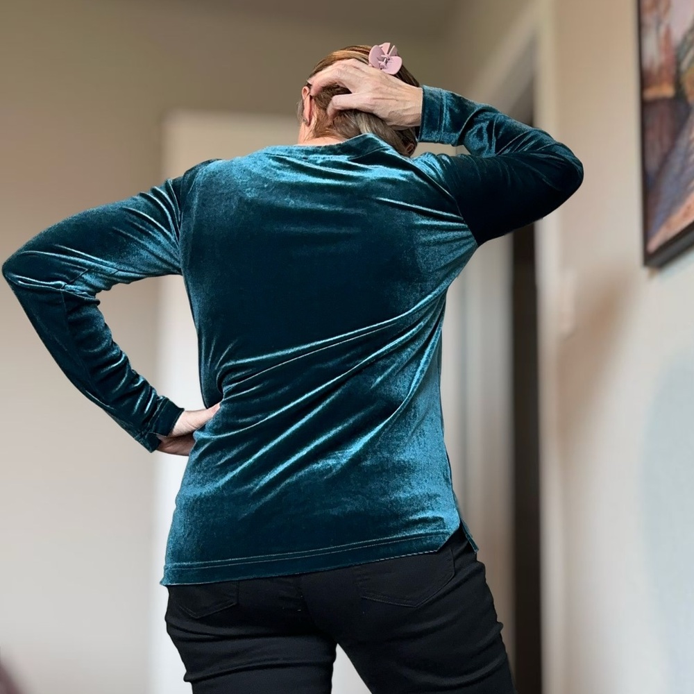 Belle by Kim Gravel teal Long Sleeve velvet - Picture 4 of 12